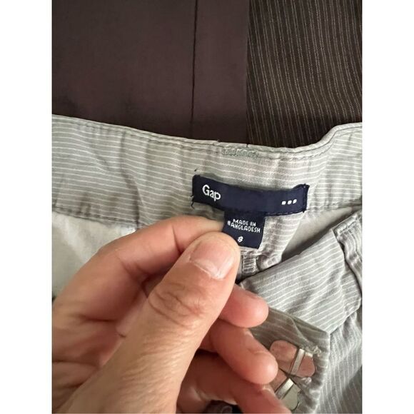 Gap gray and white pin-striped cotton pants 8 - Picture 2 of 4